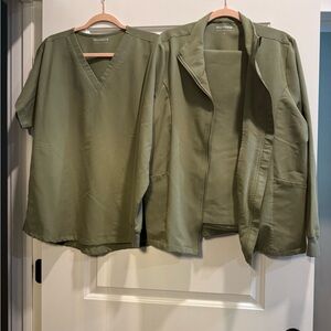 Olive Green Women's Scrub Set (Jacket & Pants XL, Top L)